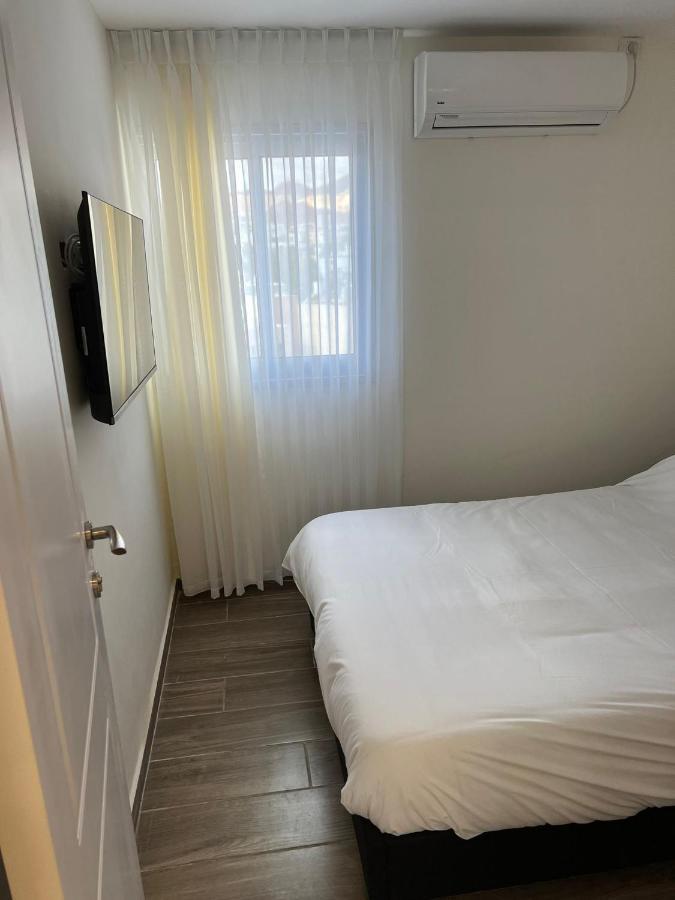 מגדל חי Appartement Eilat Buitenkant foto